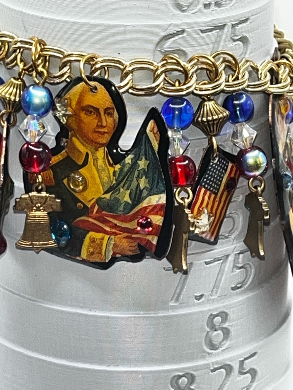 RARE!! Designs From The Deep decoupage Patriotic Americana Charm Bracelet - Picture 6 of 16